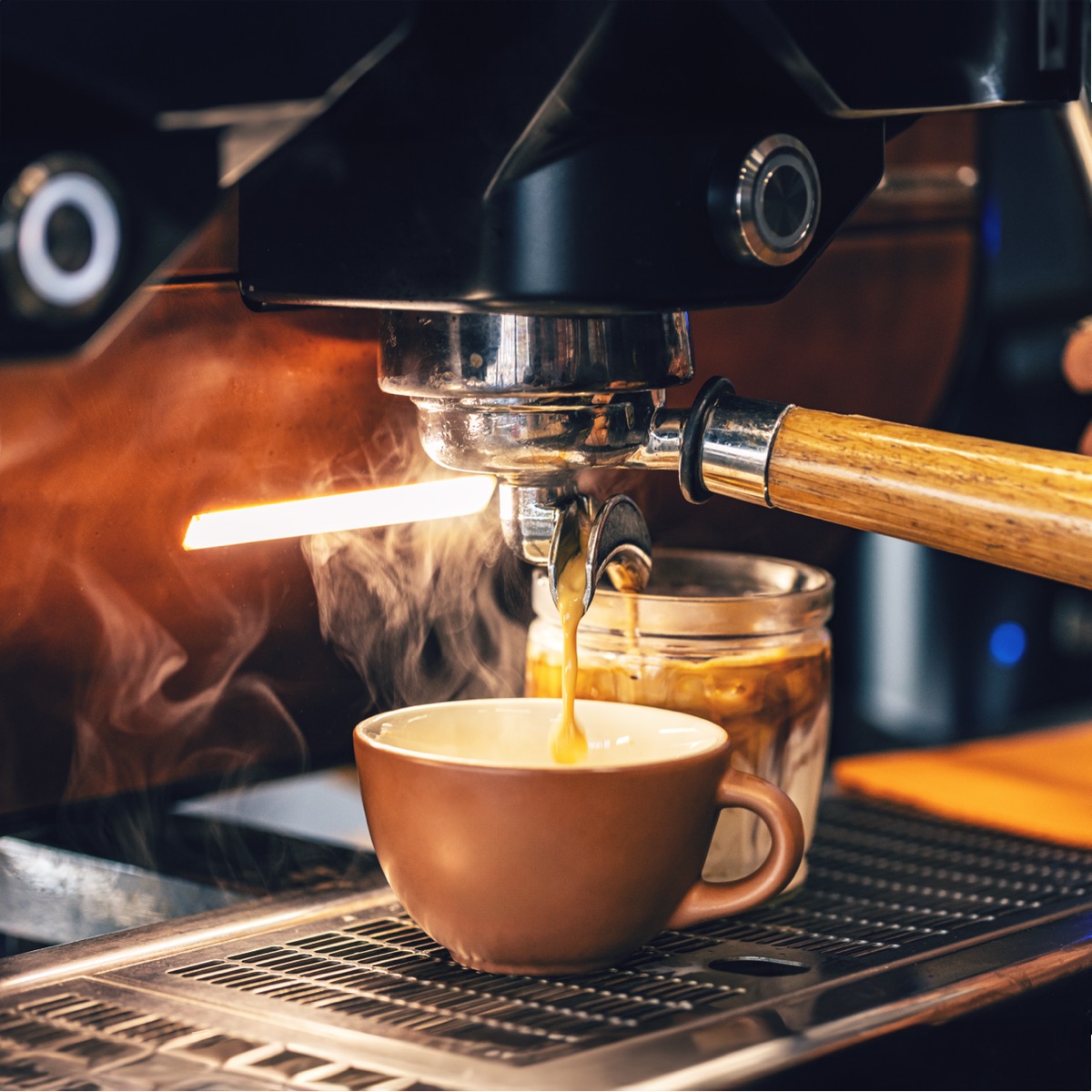 Light Roast vs Medium Roast for Costa Rican Coffee